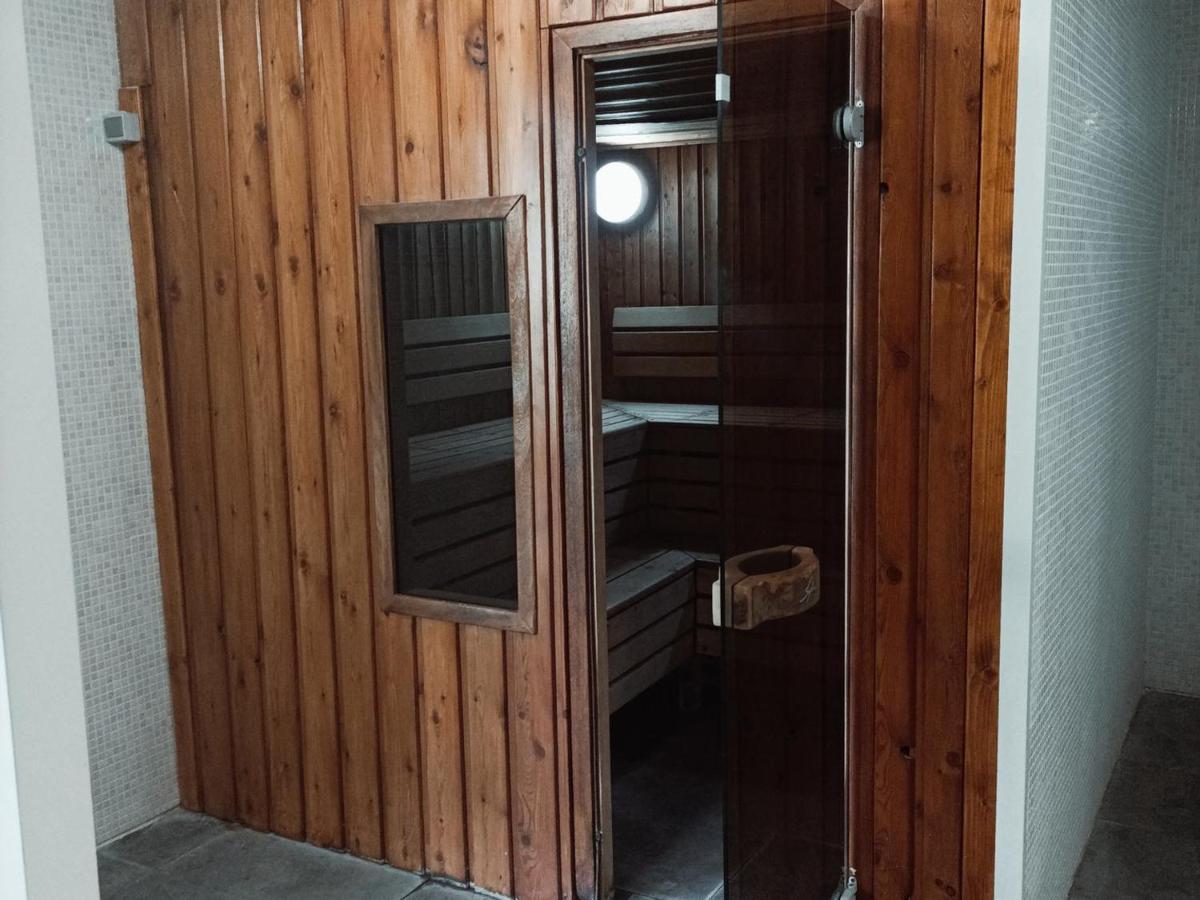 Studio 4 Personnes Avec Piscine Et Sauna - Residence Chateau Des Magnans - Jausiers - Fr-1-165B-45 Exterior photo